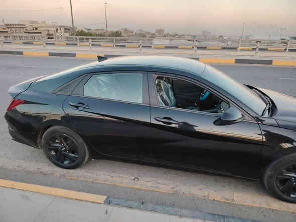 السلام عليكم
السلام عليكم للبيع
من رخصة الادمن
النترا وارد امريكي2022
حادثه   ابواب ٢ مبدلات بدون دواخل  مرفق بالمنشور مع سونار حديث
يعني بجم كبس ولجاملغ لخلفي مال نفس جه مرشوش جماليه
مواصفات عدة الفتحة
١-بصمة تشغيل ابواب وصندوك. (بصمة ابواب لمس) 
٢- تبريد ثلج
٣-محرك 2000 دوش
٤-كاميره  خلفية دوارة
٥-رادارات 360 درجة ( امامي جانبي خلفي ) مع مانع التصادم الامامي والجانبي والخلفي
٦-التحذير عند فتح الباب 
٧-تحكمات ستيرن 4 جهات 
٨-دشبول شاشة 4 وضعيات للعدادات
٩- 3 وضعيات قيادة ( عادي ، سبورت ، ذكي ) 
١٠- مثبت سرعة ذكي ( التحذير عند مغادرة المسار )
‏١١-Auto Hold حساس الازدحام
١٢-الهاند بريك بصمة
١٣-شاشة بلازمة حجم كبير لمس تدعم نظام الابل كار بلي والاندرويد اوتو بدون كيبل يربط التلفون واير ليس و GPS  
١٤-شحن واير ليس 
١٥-ويل كب 16 مميز اصلي
١٦-نظام الصوت Bose عدد السماعات 8 
١٧-تشغيل عن بعُد 
١٨-اضواء ترحيب عند الاقتراب 
١٩-نقطة عمياء
٢٣-تدفئة بالكشنات
٢٤- كير اوتماتيك و S عادي
٢٥-تحديد مسار وقيادة ذاتية  ورادار امامي 
٢٦- مانع انزلاق
السعر 135 ورقة بهة مجال  
السيارة مكفولة من الشاصي والغد 
السيارة معوقين صاحبها جيراني
سياره مدوشمه ارضيه كشنات
وبلاضافه سستم لدات زراعه
سياره بلاديه من لبجم لجنطه من لكهربائيات ولحداديه 
***********
*********** ه‍ / واتساب
