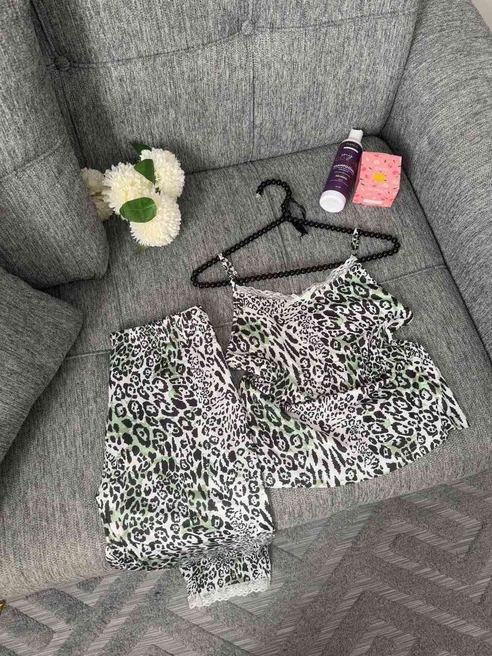 مرحباً بكم أعزائنا 🌷 وصلت تشكيلة جديدة من الموديلات الأنيقة والعصرية بأسعار مناسبة وجودة رائعة. 💖
👗 موديلات متنوعة 🎨 ألوان جميلة ومميزة 💯 جودة ممتازة 📦 التوصيل متوفر

لا تفوتوا الفرصة، الكمية محدودة! 🔥

للطلب والاستفسار تواصلو معنا على الخاص 💌

مرحباً بكم أعزائنا 🌷 وصلت تشكيلة جديدة من الموديلات الأنيقة والعصرية بأسعار مناسبة وجودة رائعة. 💖


**إذا كنت صاحب هذا الإعلان وتريد حذفه لأي سبب، رجاءا أرسل رسالة إلى الدعم الفني**