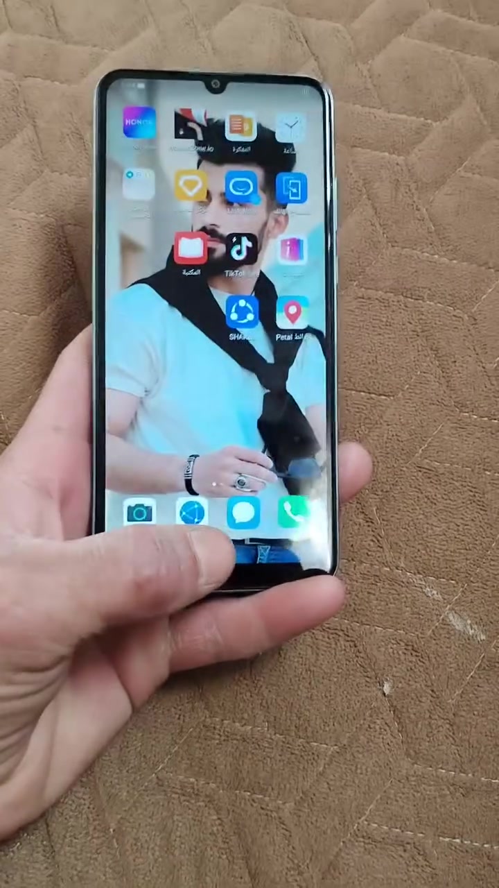 جهاز للبيع
اسم الجهازHONOR9A
الذاكره 64
جهاز نظيف
شغال كل شيء
السعر 65
عنوان كرامه موصل
رقم الهاتف***********
