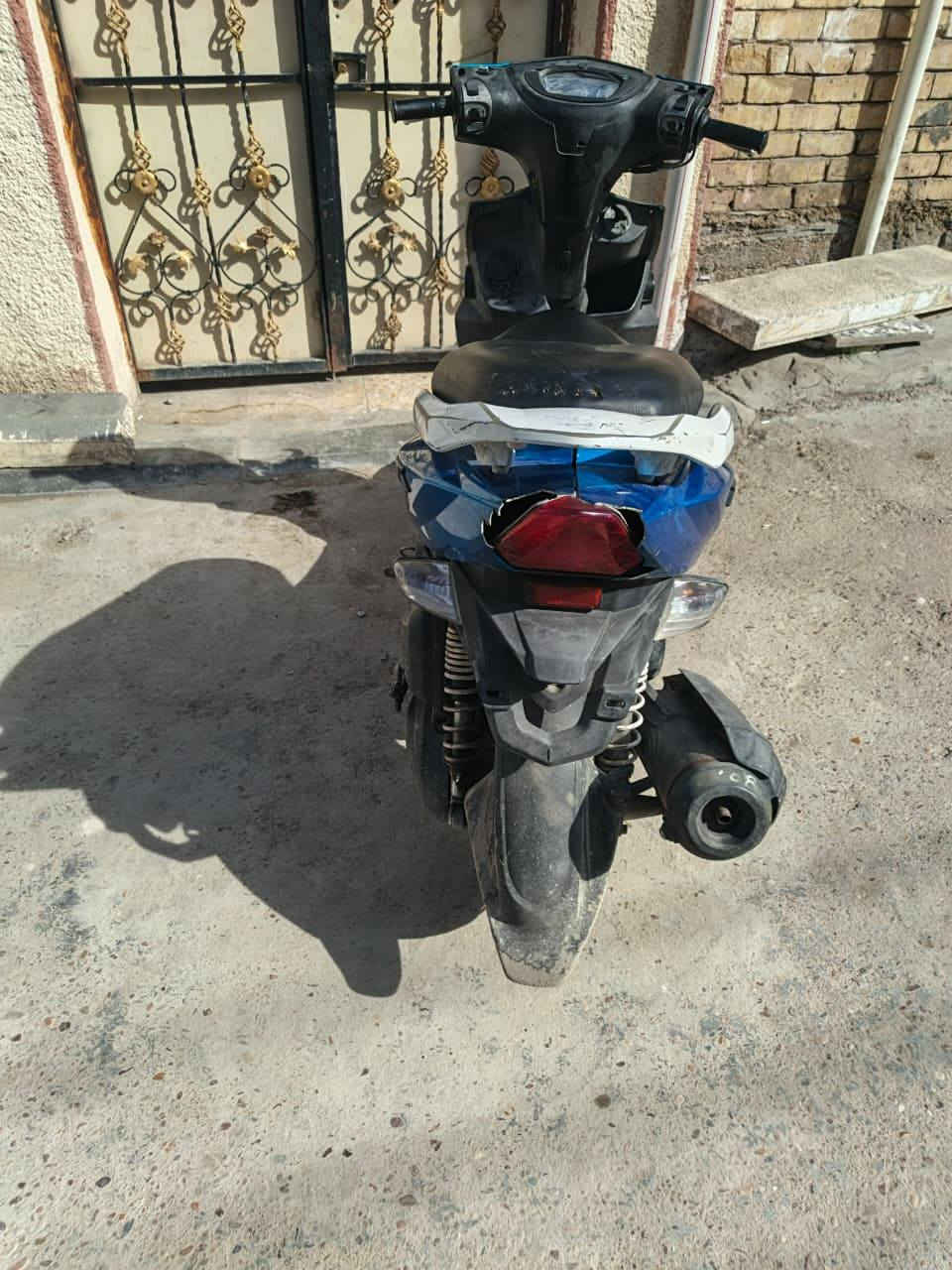 السلام عليكم دراجة جيتي ار المحرك لا دخان ولا صرف كهربائيات كله شغاله كلجات جدد  باتري وسلف جدد السلف يشتغل مره ومره هندر واحد تشتغل بغداد مدينة الشعب *********** السعر 275الف
