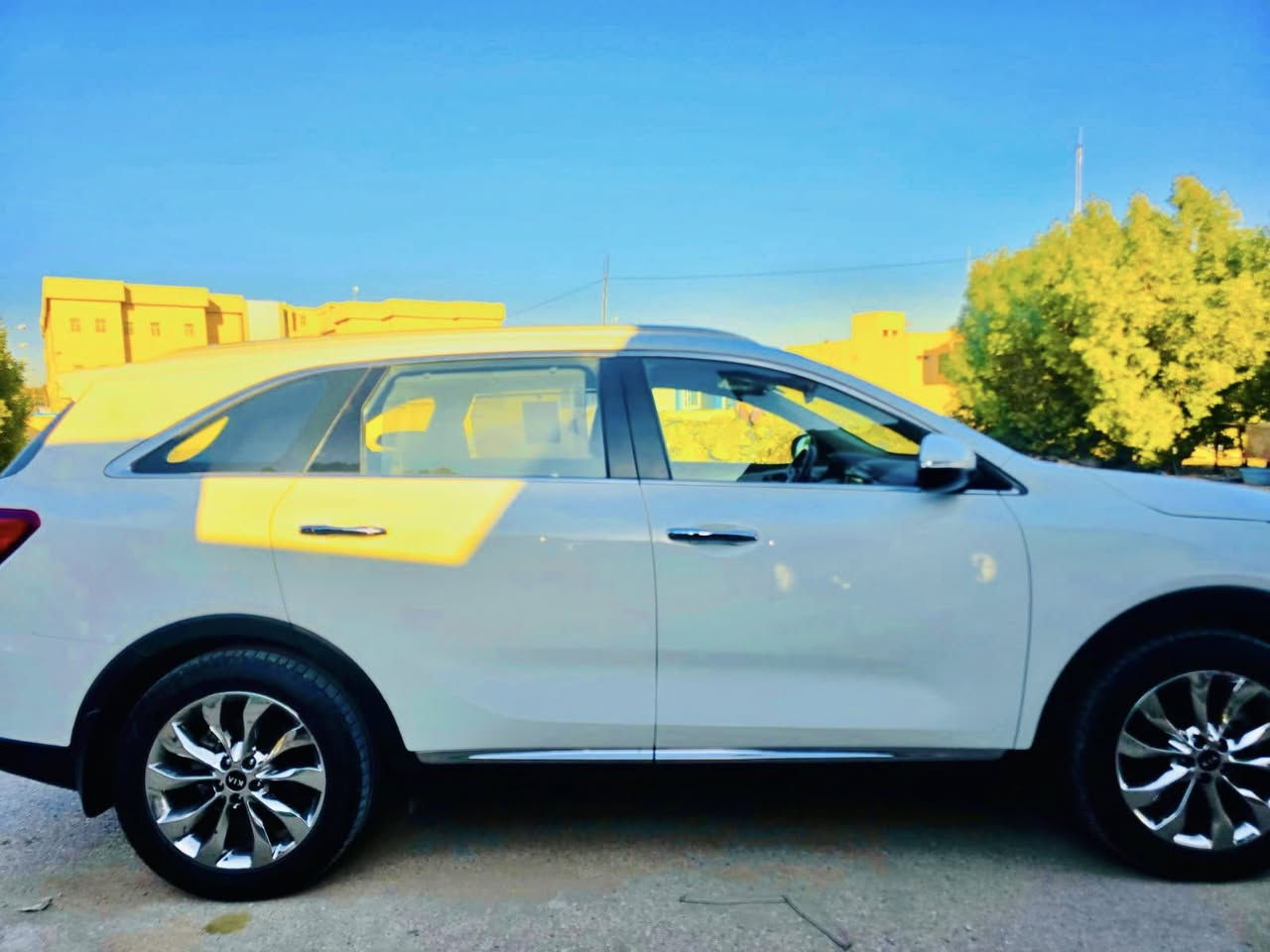 السلام عليكم للبيع او المراوس

كيا سورنتو موديل 2020 

🔥 مواصفات 🔥 
خليجي 
6 سلندر
بصمه تشغيل 
كشنات جلد 
كشن كهرباءي متحرك 
شاشه كامره دواره 
حساس خلفي امامي
تحكم استيرن جهتين 
مري شفط 
اشاير بالمري 
جنطه كهرباء
 لايت لد زنون 
دبل شباك
سبير ما نازل 
 7 راكب 
3قطع تبريد 
ماشيه55 الف فقط بحاله الوكاله 
سيارة كفالة عامة 
رقم قادسيه مداور ثاني يوم 
سياره جديده وجاهزه مكينه وكير وتايرات وتبريد
الاستفسار 
***********
***********وات ساب
