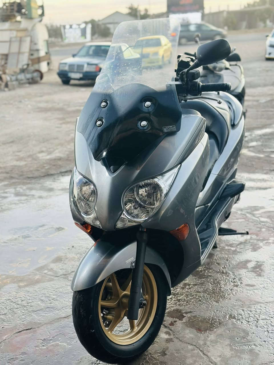 صفر عشره فول مسجل  كفاله عامه 
مكاني بصره 
ماشيه 18 الف حقيقي
***********
***********
