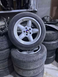 ويل شنايزر  حجم 17  بدون تصليح  توصيل موجود  07700277787