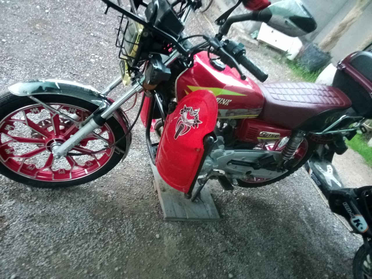 السلام عليكم
ماطور سونك للبيع 

محرك شرط ما مفتوح 

نضافه100% بعده جديد سعر خاص


**إذا كنت صاحب هذا الإعلان وتريد حذفه لأي سبب، رجاءا أرسل رسالة إلى الدعم الفني**