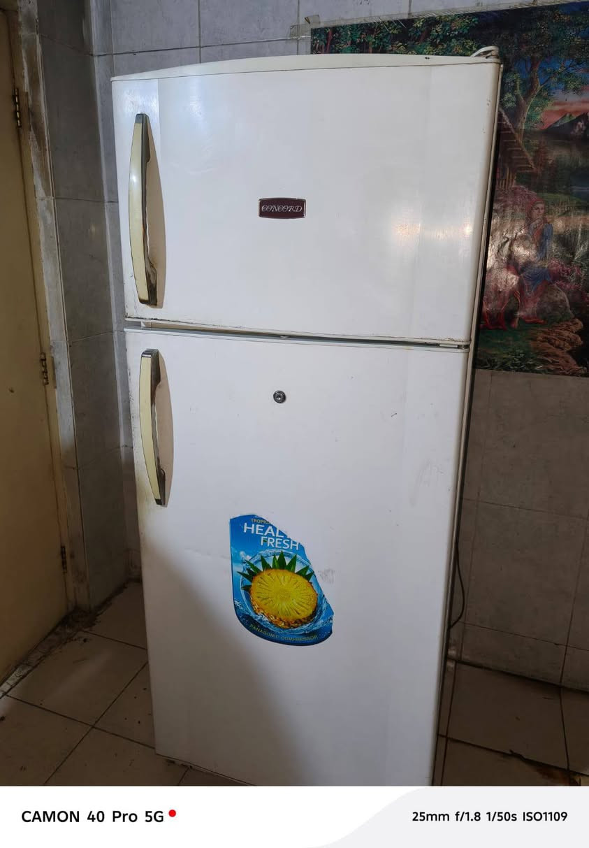 السلام عليكم الثلاجه للبيع
حجم 24 فول نظافه تبريد وثلج 
السعر 140 مكاني حي الحدباء التواصل عبر الرقم ***********
