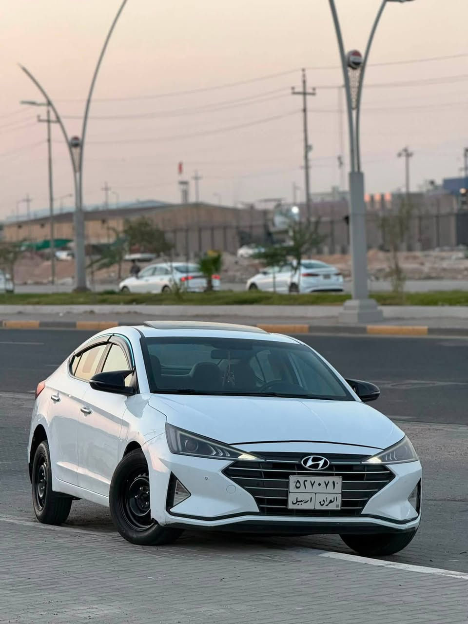 السلام عليكم
النترا 2019 خليجي رقم اربيل باسم شركه تحويل او وكاله مضمون 
محرك 2000 دوش ما مفتوح
فول مواصفات 
بصمه 
فتحه 
كفاله من الضربه والتبديل والفتح 
بيها جاملغ امامي جهة الراكب صبغ وباب الراكب نصه بدون فتح
والباقي كفاله 
تخم تاير جديد 
حداديه 80‎%‎
لايت زنون
محرك ما مفتوح ولا ينقص ولا يبخر 
السعر 110 وبيها مجال للشراي 
مكاني العماره 
للاستفسار ***********

