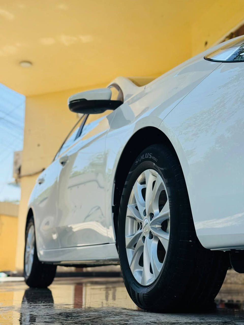 بيع سيارة_MG i5 ROEWE
ام جي i5 رووي
مديل 2024لون ابيض رقم انبار دولي  الجديد بااسمي السيارة بريحه الشركة جديده جدا سيارة 2024مكفوله من كلشي ماشية
 مواصفات السيارةً فول
تشغيل بصمة فتح ابواب وصندوك
مقاعد. جلد
شاشه بلادية اصلية تحكم بالسيارة كامل
داش كام بلادي
كامره خلفيه 360 درجة
شاشه عداد دجيتال
شاشه اندريود
حساسات خلفية اصلية
فتحة سقف
اشاير بالمري
المري شفط
تحكم ستيرن
كروز سرعة
تدفئه كشنات
تبريد قطعتين خلفي وامامي
هاند بريك دكمة
لايت اوتو زينون
اوتو هولد
ويل كب  16
السعر( 110 )ورقة وبيه مجال
مكان السيارة الانبار الرمادي مرقم باسمي  !!!!
تريد تحويل  ثاني يوم
لاستفسار *********** ملاحظة غير متوفر على الماسنجر
@الجميع
