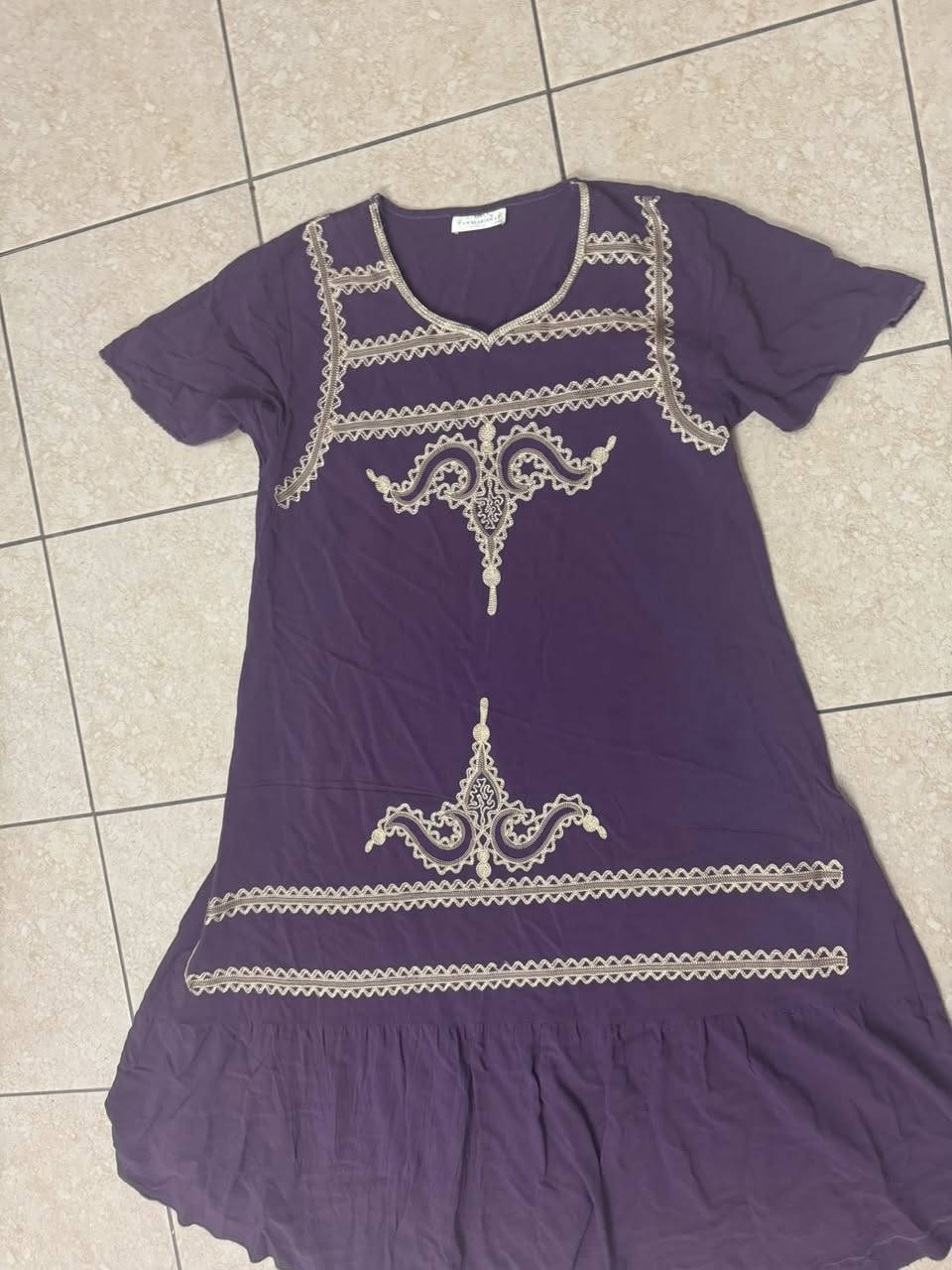 ع ٣  
S,m,L,xl


**إذا كنت صاحب هذا الإعلان وتريد حذفه لأي سبب، رجاءا أرسل رسالة إلى الدعم الفني**
