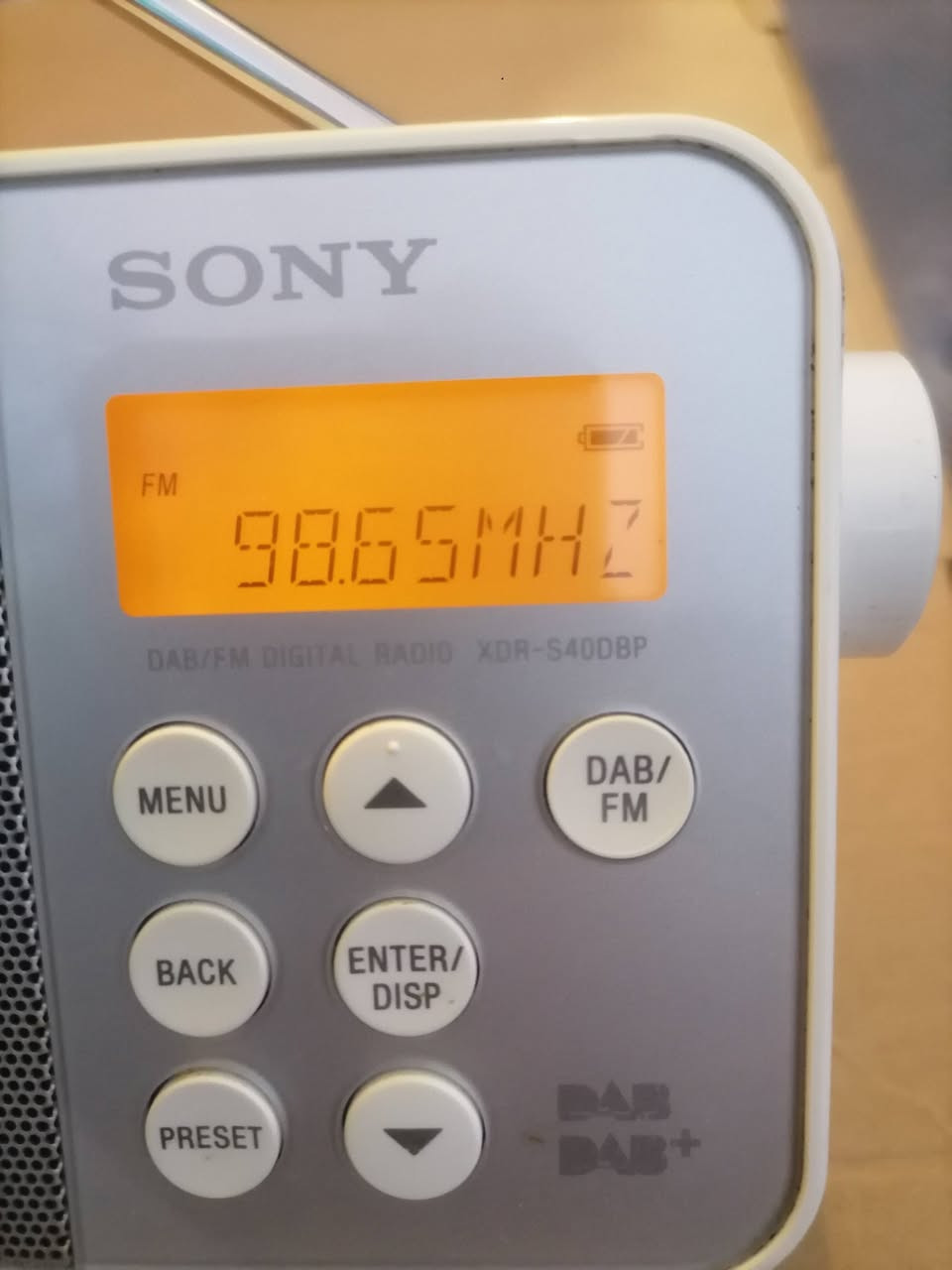 السلام عليكم 
راديو ماركة سوني Sony 
موجتين Fm وDab 
باتريات محمول نظافه عاليه 
متوفر توصيل


**إذا كنت صاحب هذا الإعلان وتريد حذفه لأي سبب، رجاءا أرسل رسالة إلى الدعم الفني**