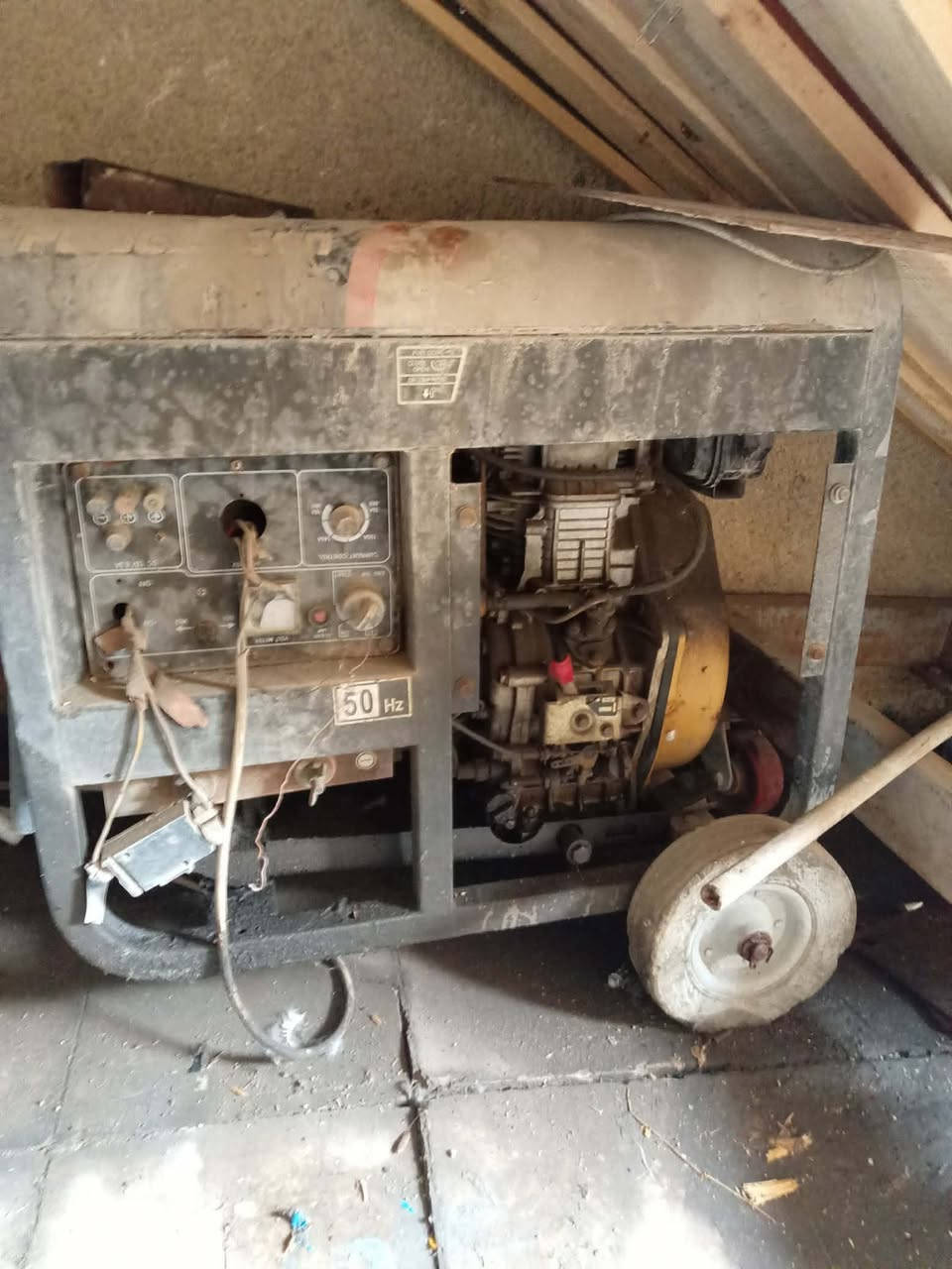 مولده للبيع
5كي ڤي عاطله
كهرباء وولدن


**إذا كنت صاحب هذا الإعلان وتريد حذفه لأي سبب، رجاءا أرسل رسالة إلى الدعم الفني**