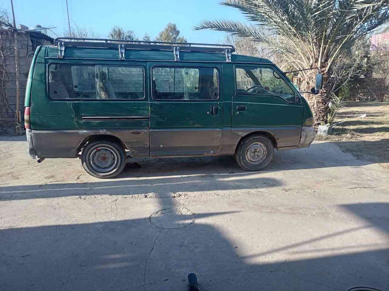 كيا هوندا للبيع موديل ١٩٩٤  رقم بغداد السعر ٢٧ بيها مجال الاتصال على الرقم ***********
