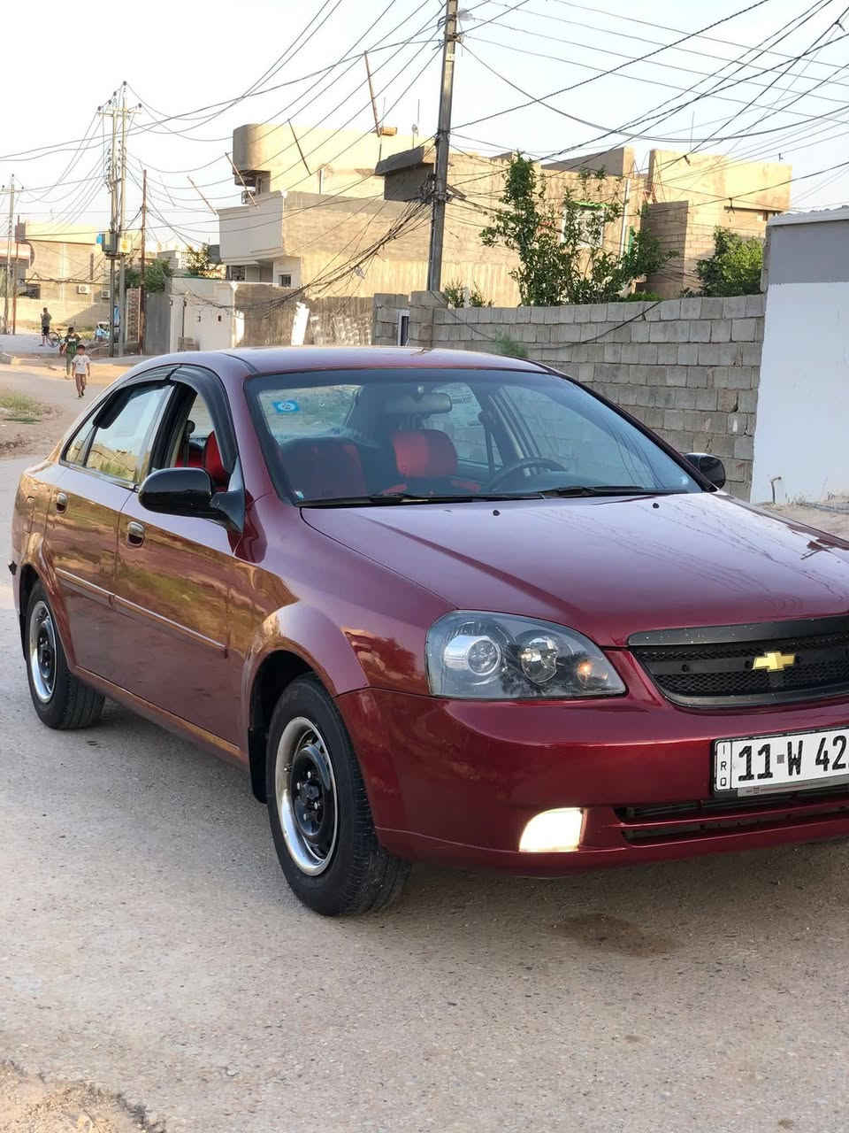 وبترا 2005كير عادي رقم بغداد السياره جاهزه من كلشي حد اديه صدر تبريد كلشي كامل وجديد تخم تاير جديد كير مكينه شرط تراايك وين ما تريد لايت خلفي امامي LED مكان سياره بغداد البلديات نهايت شارع المصرف سعر 60 بيه مجال بسيط سياره احله من صوره بهوايي للا ستفسار ***********
