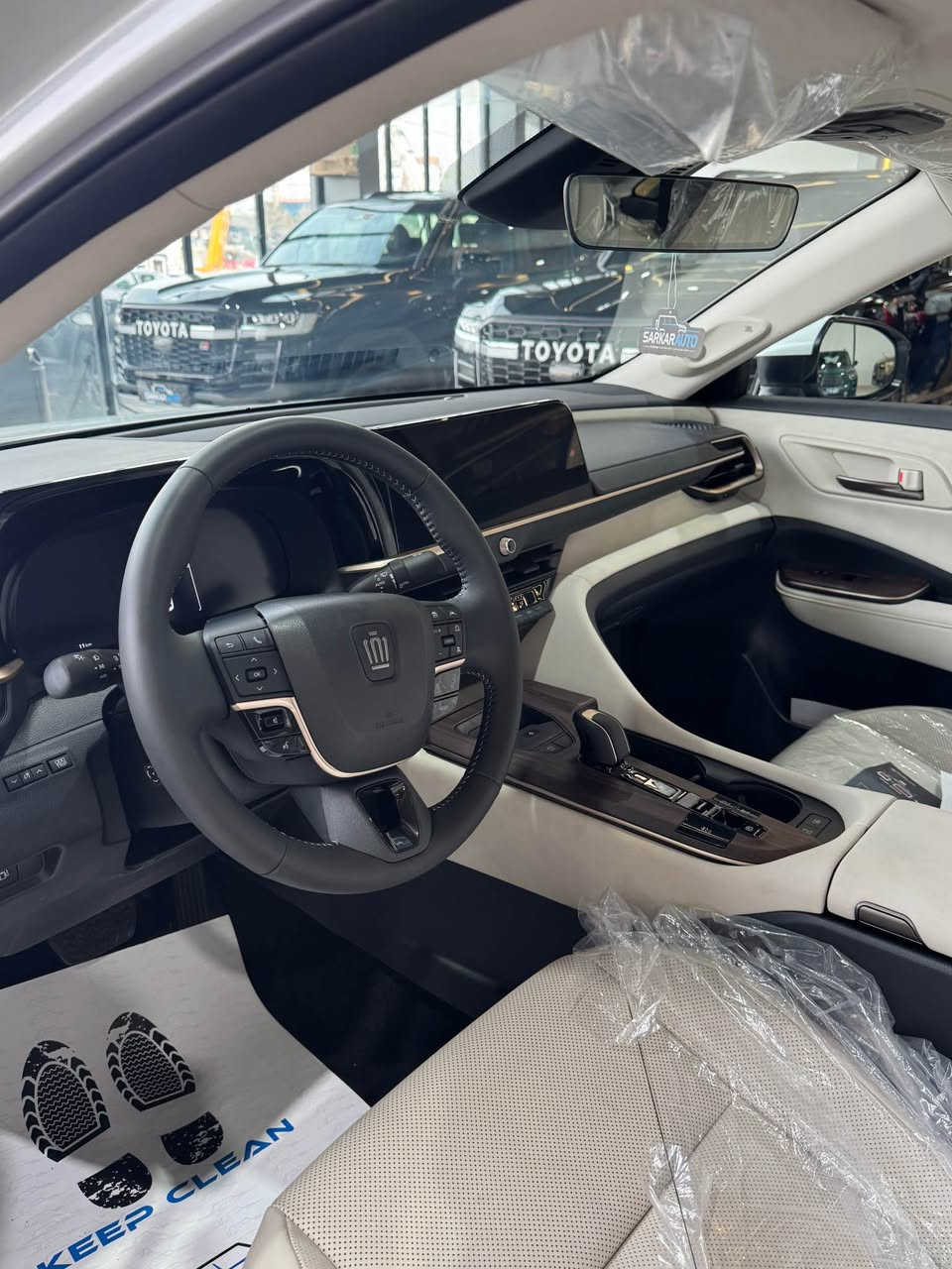 ﷽

تويوتا كراون ٢٠٢٦ للبيع 
فول مواصفات صفر كيلومتر بدون ضمان
كشن تبريد، كاميرا ٣٦٠ ، شحن وايرلس، بردة خلفي، أوتو هولد، مكبر jbl ،تحكمات ستيرن 
الحفاظ على المسار
 مساعدة البقاء في المسار
سيارة ماشي ١١ كم مكينه ١٥ بدون توربو ، نظام هايبرد ٢٣٦ قوة حصاني كلش قوي

للاستفسار

- 0770 279 8800 
 
تۆیۆتا کراون ٢٠٢٦ بێ تۆربۆی هایبرێد بۆ فرۆشتن سفر کیلۆمەتری بێ زەمانە فول مواسەفات کشن تەبرید، وایەرلێس چارج، کامێرا ٣٦٠ پلە ، پەردە ، ئۆتۆ هۆڵد ، خەتی  جادە ،  موکەبەر jbl، 

سەیارەکە تەنها ١١ کم ڕۆشتووە مەکینەی ١٥ بێ تۆربۆی بە هایبرێد ٢٣٦ هۆرس پاوەر زۆر بەقوەت 

بۆ زانیاری زیاتر 
- 0770 279 8800 السليمانية, العراق
