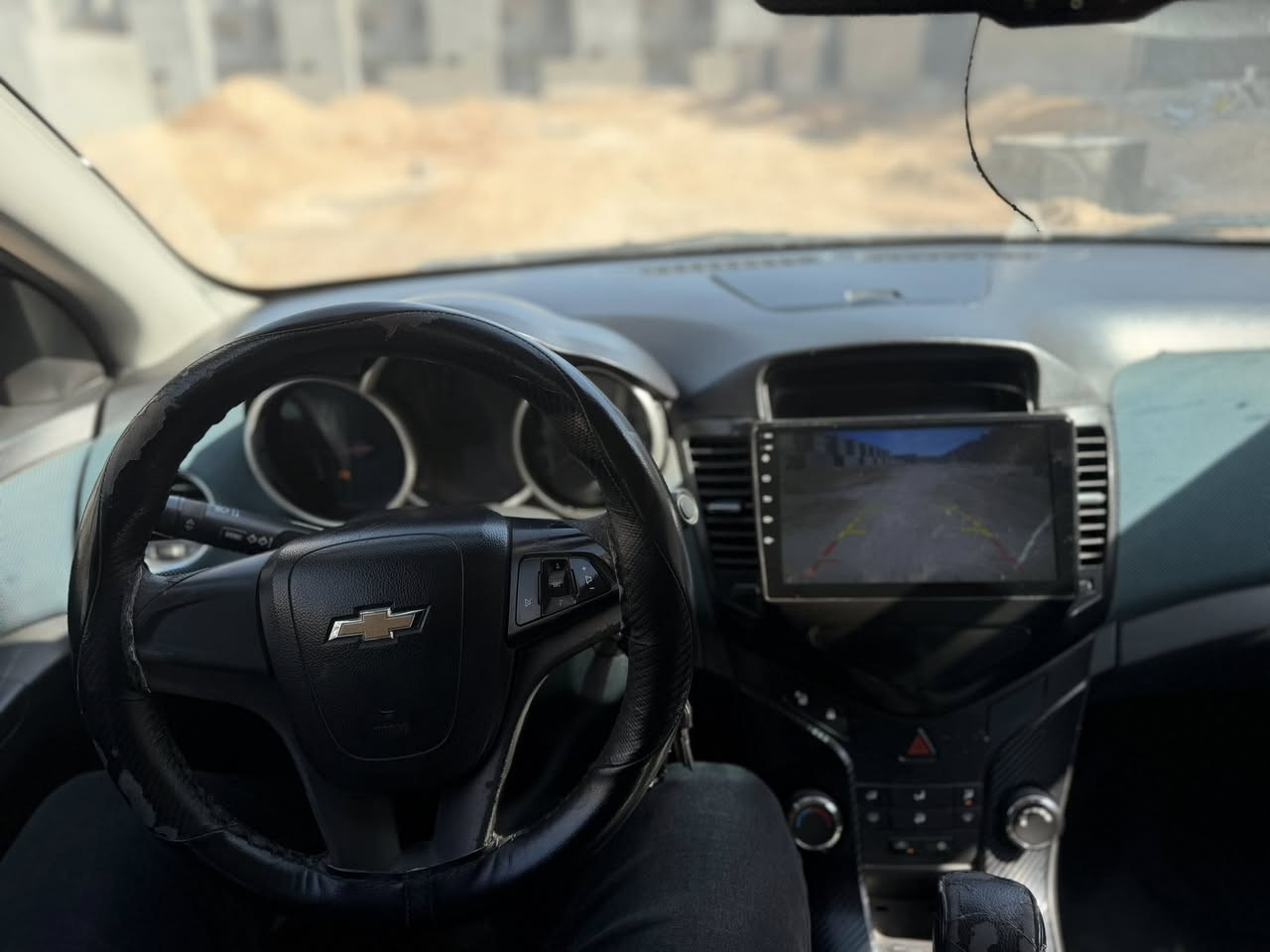 شوفرليت كروز 2012
السلام عليكم. 
شوفرليت كروز للبيع
موديل ٢٠١٢ 
هاج باك نادرة بالسوك 
تبريد ثلج تدفئة شغاله 
كهربائياته ما مفتوحة 
تحكم ستيرن جهه وحدة 
كامرة خلفية 
شاشة حديثة 
تحكم بالمري كهربائي 
شاشة اعطال 
عليه لايتات زينون وكشافات اصفر 
الجامات  كلهن فتح اوتو 
كلشي بيه شغال 
حدادية 50% 
دهن الكير قبل شهر بدلته جديد 
تخم تايرات جديد قبل شهر شديتهن 
السيارة بيه شلع وحلوه تجي تاخذ ترايه وين ميعجبك 
محرك 1.8 جديد وارد خليجي مابيه ضربه بس كم قطعه بارد
السيارة تخبل وعمليه وحلوة كلش وبالعافية على الياخذة 
السيارة ناقصه بس حداديه فقطط 
السيارة عارضة ب93$ وبيه مجال حك الجيك 
للاستفسار اكثر موجود وتساب ***********
