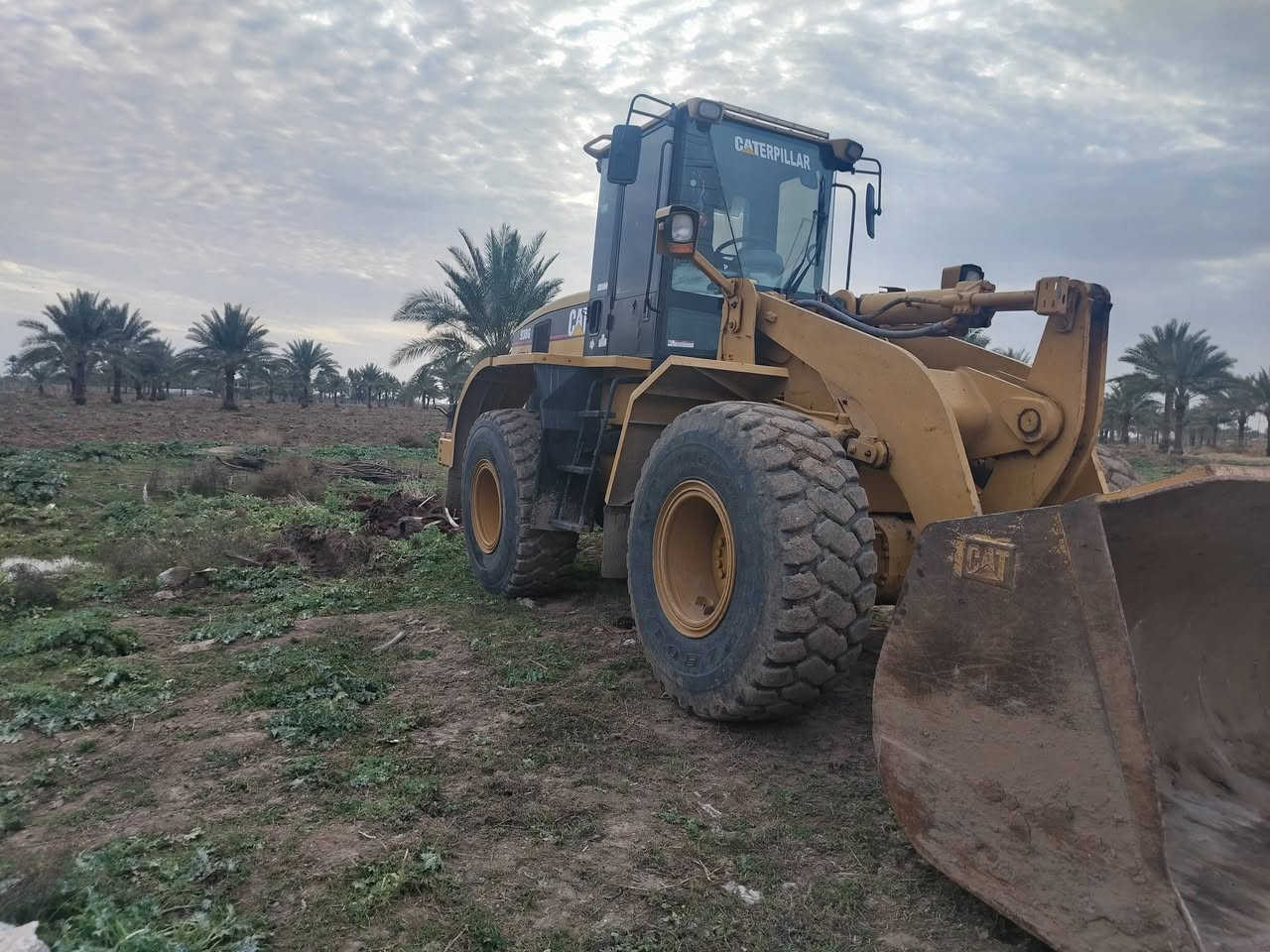 سلام وعليكم شفل كتر للبيع مكينه بلجيكي اصل ليبر واحد محرك كير كله بشرط موديل ٢٠٠٤ رقم شمالي سعر ٦ شدات وبيها مجال لستفسار اتصل مكلف بل نشر
***********
