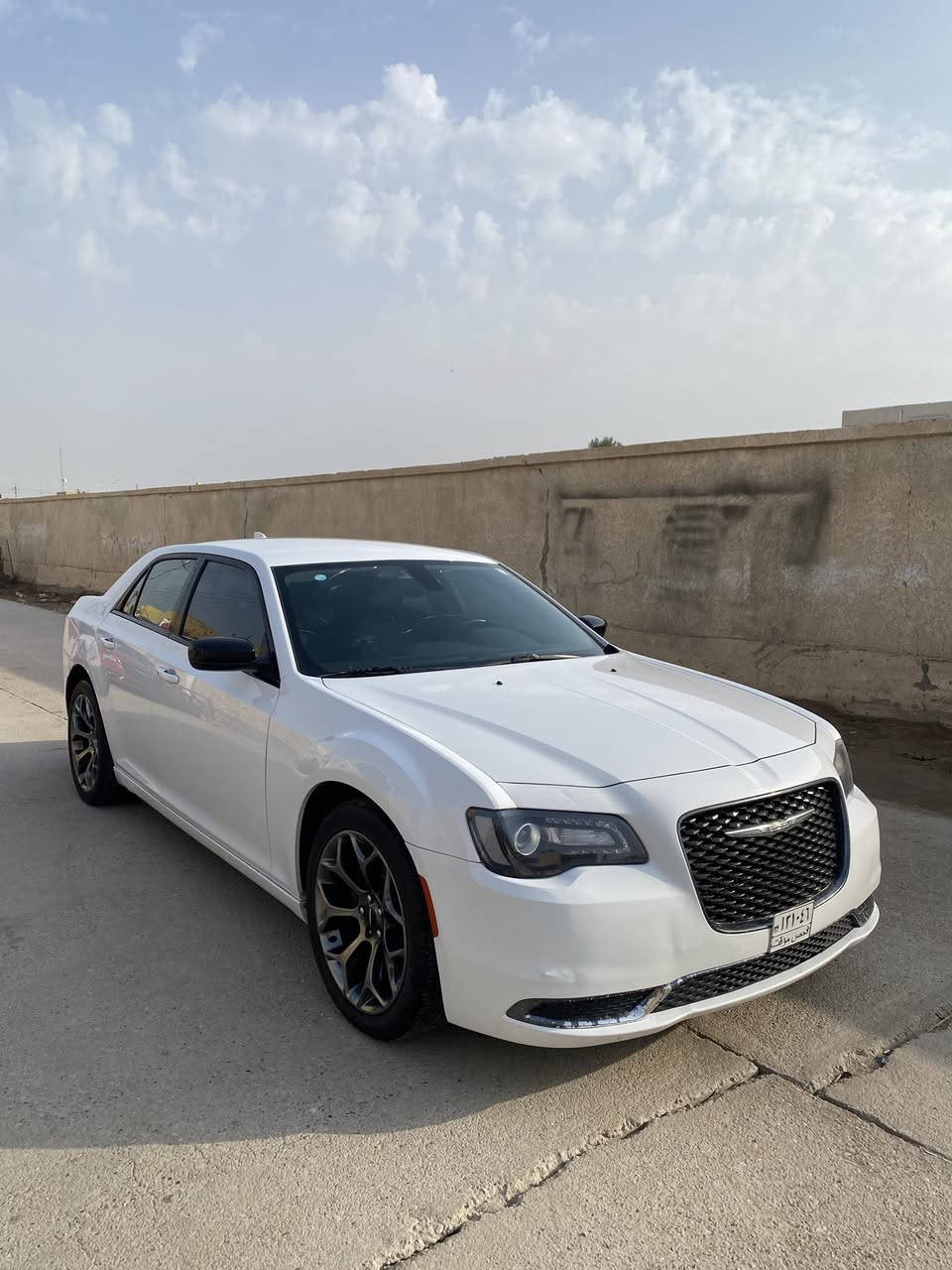 يالله السلام عليكم البيع مجموعه سيارة دخول جديد نوع وباما كلايسلر
ملاحضه بيع فقط بدون قساط بدون مرواس 
وباما 16 مرمز 23 ألون طماطي فول لأخير حادثها جوملغ بارد فقط بدون ايرباك سعرها ١٥٥ وبيها مجال بسيط 
وباما 18 مرمز 23 فئه تورنك حادثها جوملغ وباب خلفي ايرباك راجع سستم سعرها ١٧٠ وبيها مجال 
وباما ١٦ مرمز 23 فئه تورنك بدون حادث بدون غرق سعرها ١٥٠ وبيها مجال 
المكان الناصريه قضاء الفهود رقم الهاتف ***********
