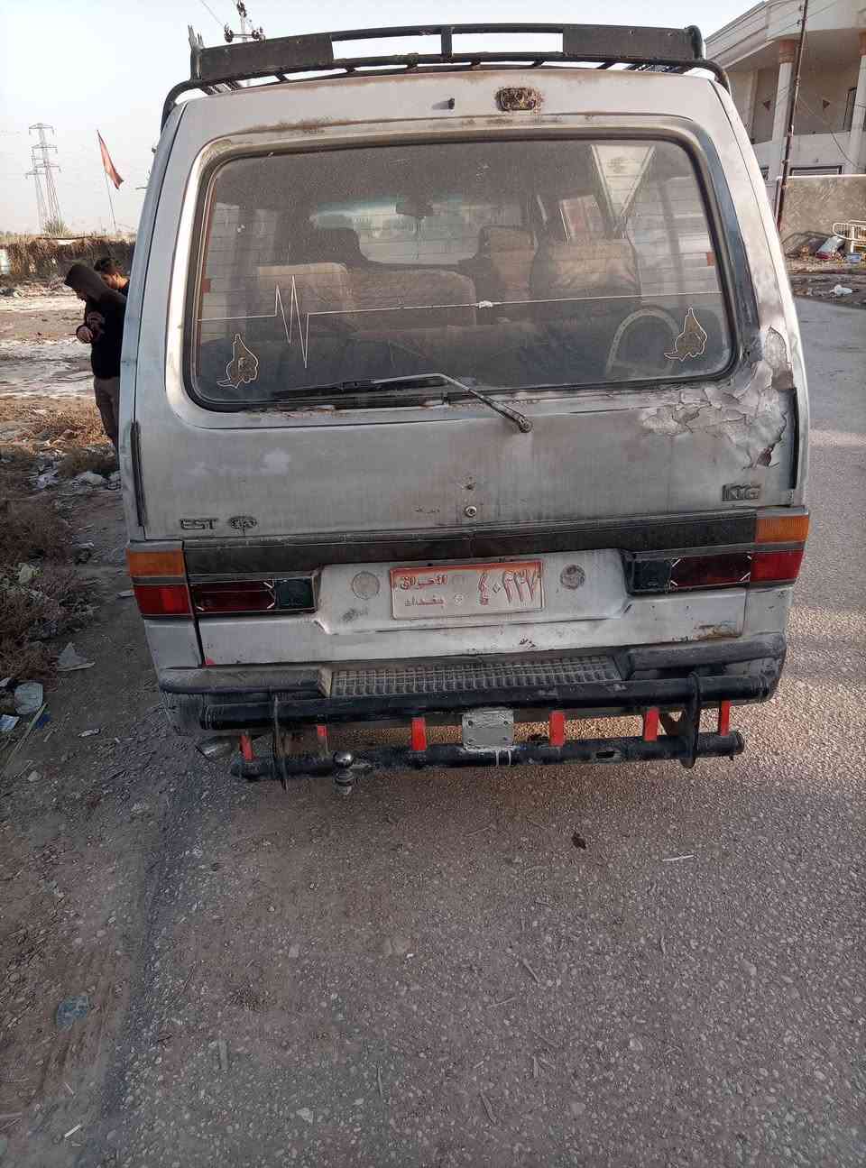 كيا بسته رقم احمر بسمي سياره ابلاديه لاضربه ولا اي شي بيه امصفره هيه وغرامات المكان بابل الكفل السعر 25.     ***********
