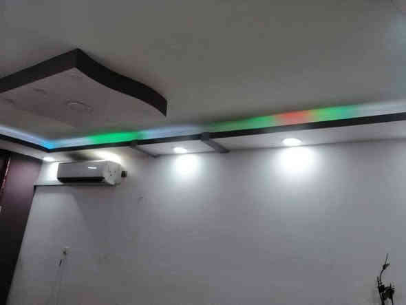 السلام عليكم الدار للبيع او للمراوس
المكان الدورة مقابل شارع ابو طيارة 
شارع نسائم النخيل بالوسط 
زراعي سند 25
من المناطق  المشمولة بقرار التطويب 
نقص الواجهة فقط 
المساحة 100 م
الواجهة 7.25 النزال 14 
يحتوي على 4 غرف نوم
مطبخ وحولي واستقبال 
وحمامات عدد 2 وتواليت خارجي 
عرض الشارع 10 م 
الدار بدون دلالية 
العقار باسمنا 
السعر على الخاص 
للاستفسار الاتصال على ***********
