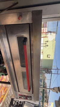 فرن بيتزا تجاري • حجم ٣٦ • استخدام شهرين