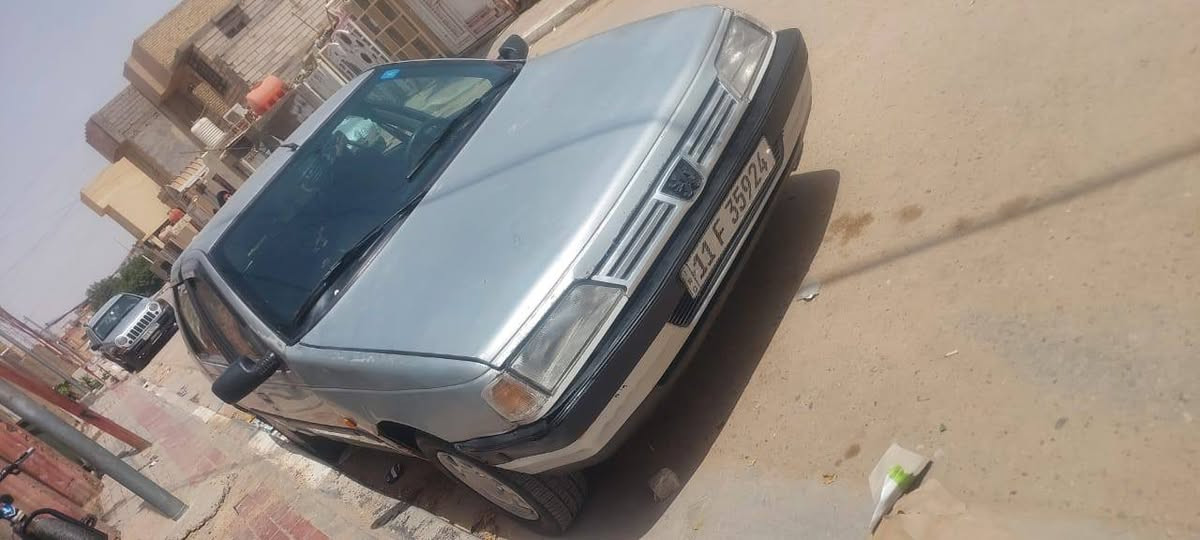 بيجو 405 بدون صبغ 2012 السعر 37(وبيها مجال) اب اسمي كير ومكينه وحداديه جدد مكلف بل نشر الموقع كربلاء المقدسة(***********+وتساب) 
(***********)
