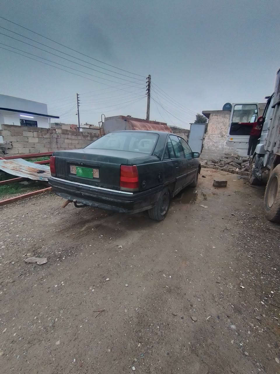 السلام عليكم
اوميكا حجم 20 
كير ومحرك شرط 
كوبون بانزين بيها 
السعر 22
مكانها موصل ناحية زمار
(بيع او معارض) 
للأستفسار 
*********** كورك
*********** اسيا
