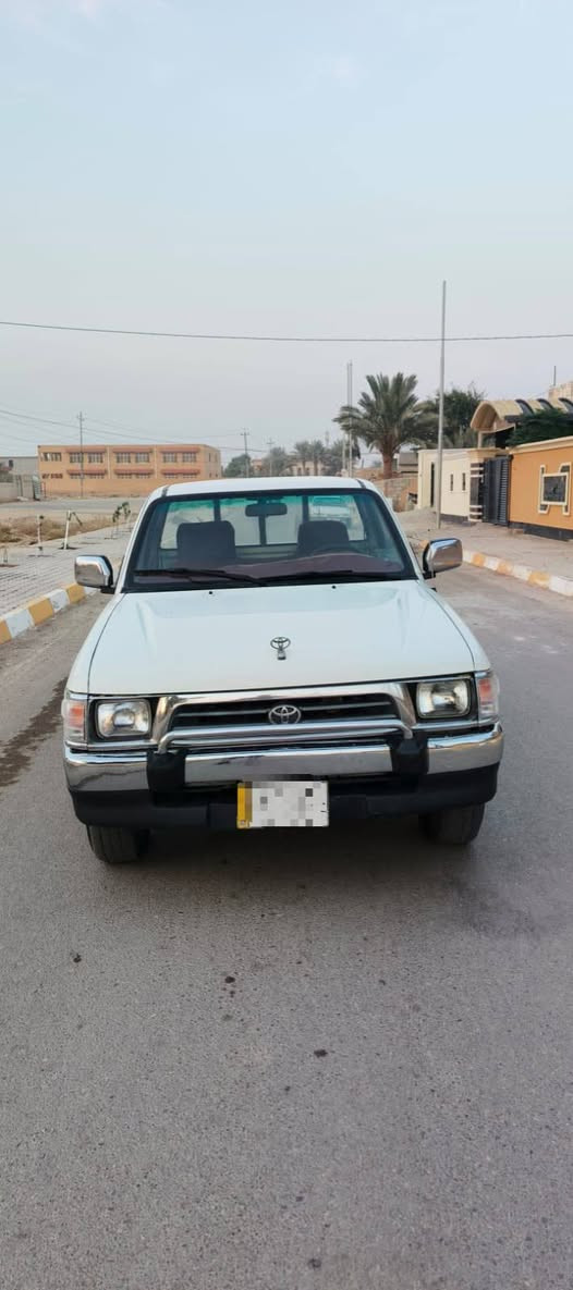 تيوتا موديل 2001
رقم بغداد الماني 
مكفوله كفالة عامه  
 كير محرك اكسل مكفول مواصفات جي ال داخل احمر  تدفئه وتبريد تخم تاير جديد  مكاني ديالى 
***********
