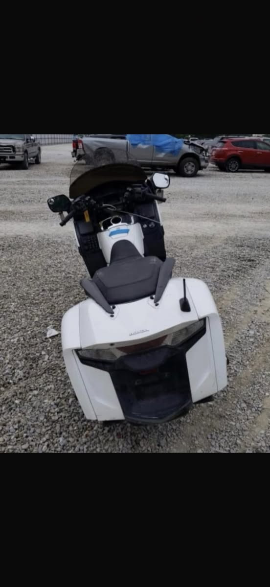 من رخصه مدير الكروب المحترم
كولدونك حاويه 2016بدون حادث مكانهه ديوانيه سعرهه 95$بيع فقط***********
