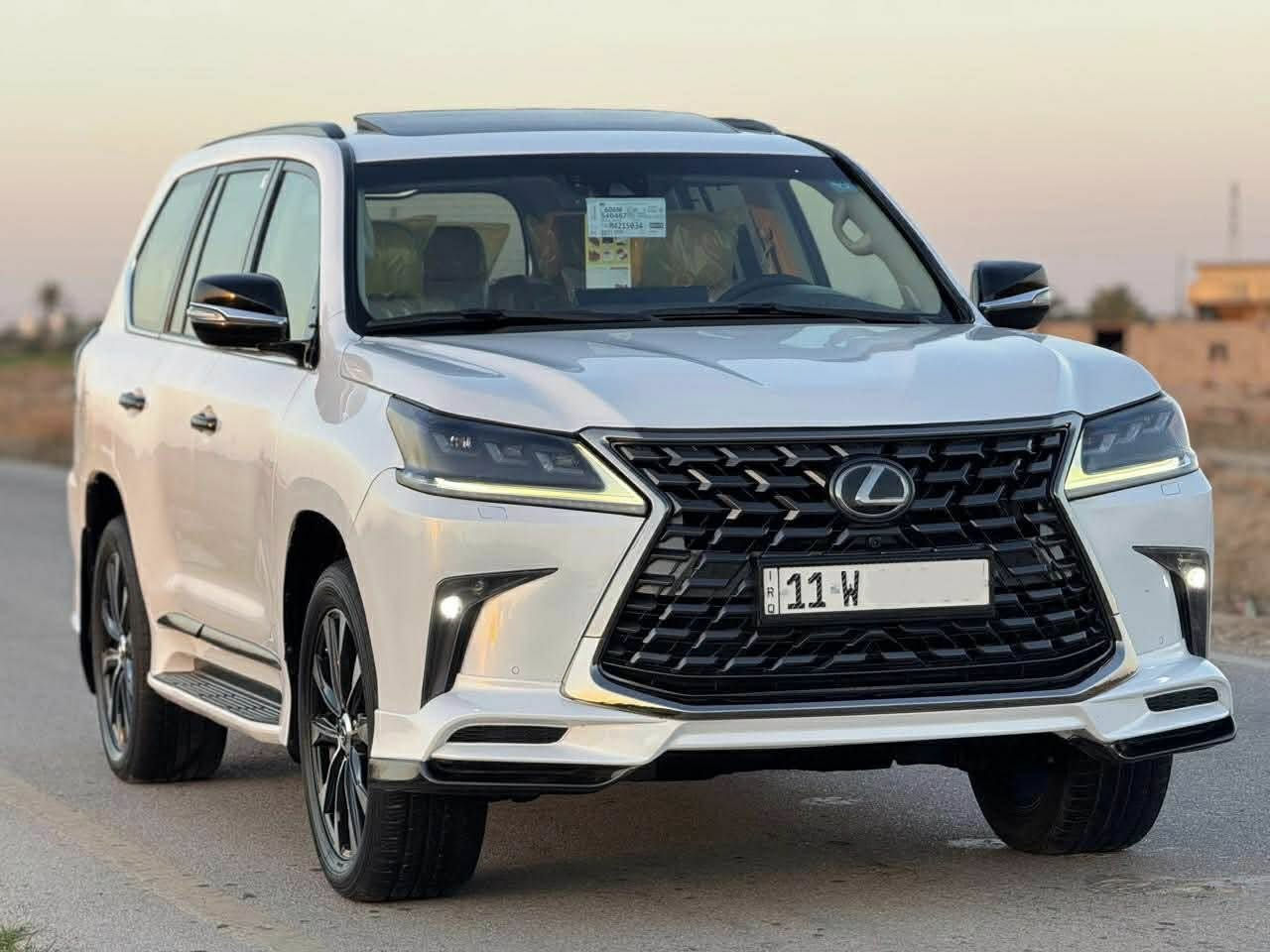 لكزس 2018 خليجي 
كت كورو 
فول مواصفات 1/1
فتحه 
كاميرات 360
رادرات 360
اشاره سحب 
شاحن لاسلكي 
جميع الكراسي كهربائي 
جنطه كهربائيه 
فول مواصفات الكزس غني عن التعريف 
ماشي 85 الف 
بي 3 قطع صبغ فقط
بدون دواخل كله مكفوله 
السونار موجود
السعر 498 ورقه 
للاستفسار 
***********
***********
