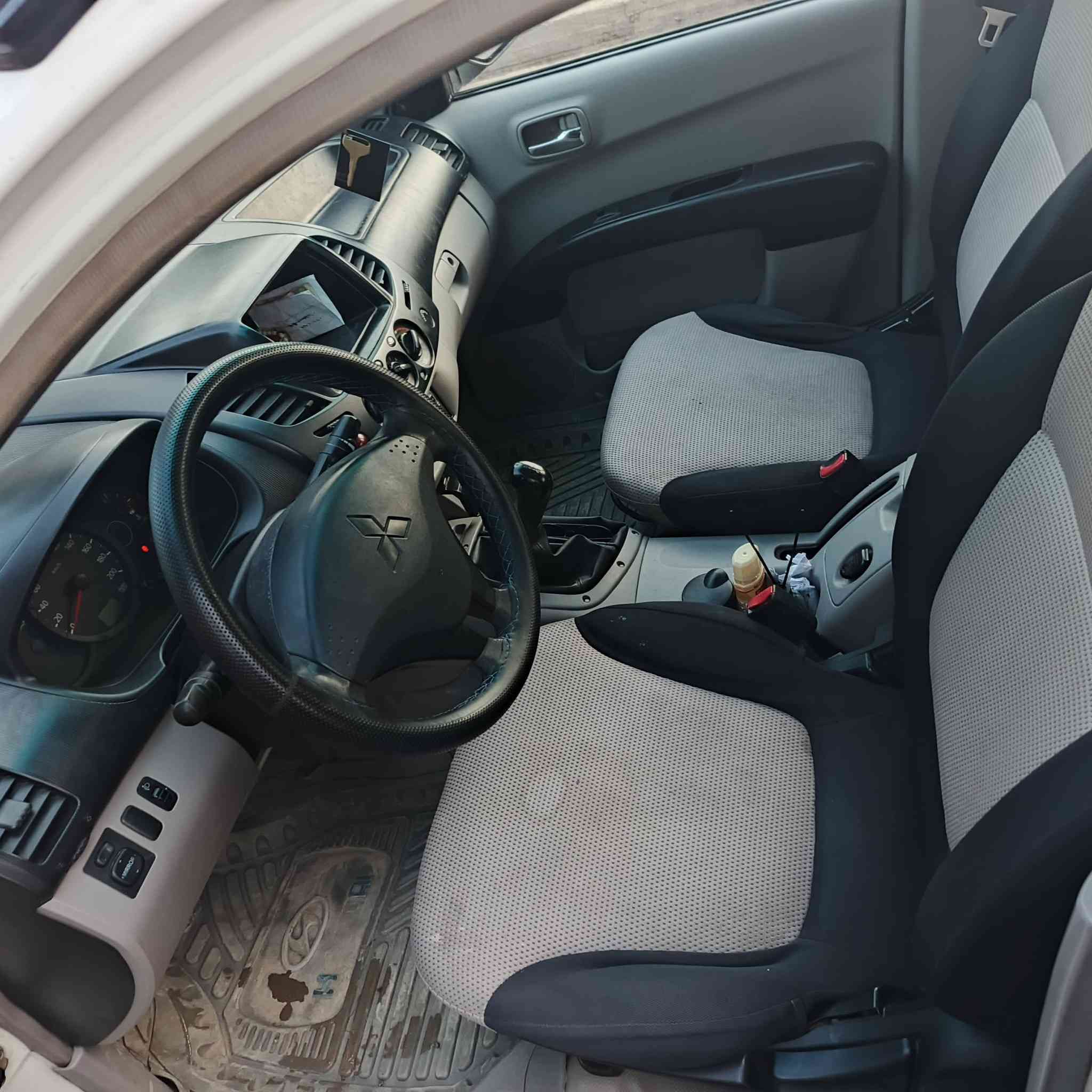 بيكم ميتسوبيشي موديل 10
للبيع رقم بغداد ***********
