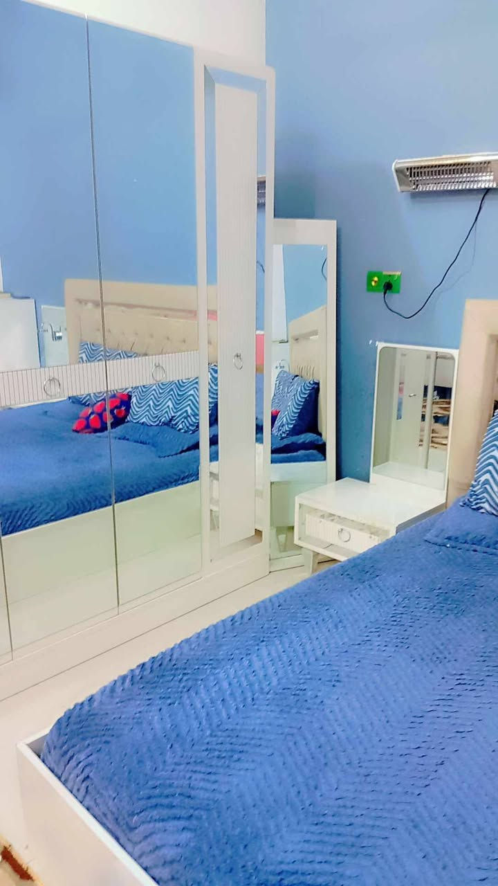 غرفه تركيه كامله 8 قطع نضيفه جدا
سعر قفل 800
عنوان الرمادي


**إذا كنت صاحب هذا الإعلان وتريد حذفه لأي سبب، رجاءا أرسل رسالة إلى الدعم الفني**