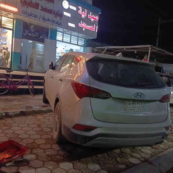 سلام عليكم 
سنتافي 2017 وارد امريكي
السياره جاهزه من كلشي مابيها اي نقص 
رقم بغداد تحويل ثاني يوم
مواصفات
 مكينه ( 2400 ) 
 عدد الركاب ( 5 )
تبريد قطعتين  صدر امامي خلفي جديد وتخم تاير جديد 
 صبغ قطعة واحدة كما موضح بالصورة
الشراي يتصل 
***********
