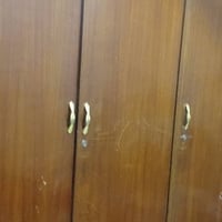 للبيع • خزائن