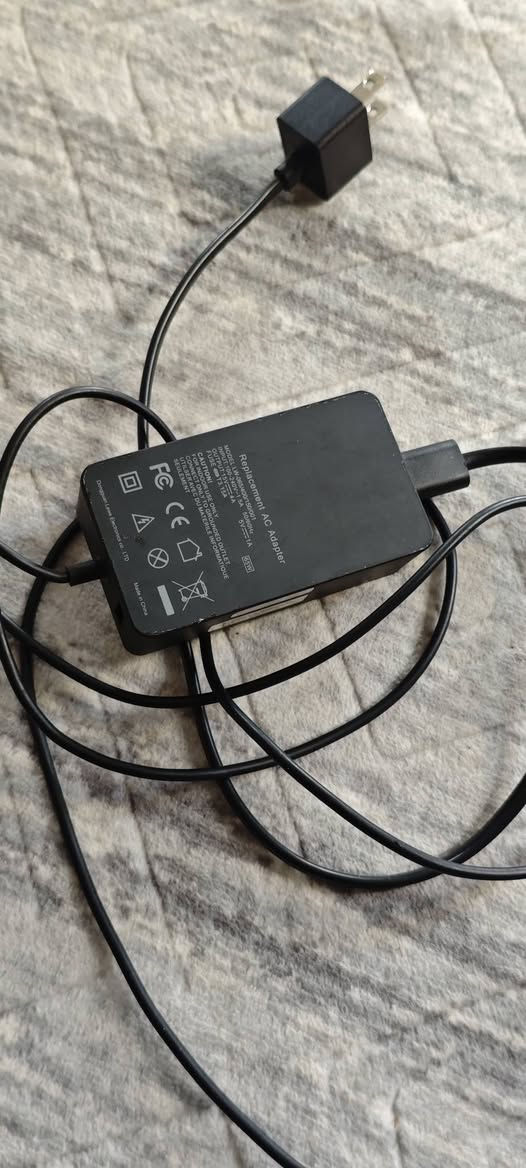 السلام عليكم
سيرفس برو 6  رام 8   256    i5 جيل 8 بطارية حيل زينة اضمن ساعتين وهي تشغل اكثر للعلم  نظيفة وواضح نظافتها بالصور 

السعر 350 سعر نهائي


**إذا كنت صاحب هذا الإعلان وتريد حذفه لأي سبب، رجاءا أرسل رسالة إلى الدعم الفني**