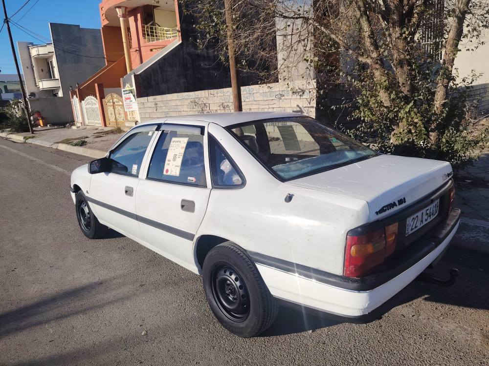 سياره اوبل فكترا  حجم 16باور سياره نظيفه جدا كولشي مابي شرط بدون ضربه سنويه جديد لل 2030بي دفتر بنزين كهربائية كلها شغال تخم صدر جديد سعر 40وبي مجال بسيط عنوان كركوك رقم هاتف *********** كركوك, العراق
