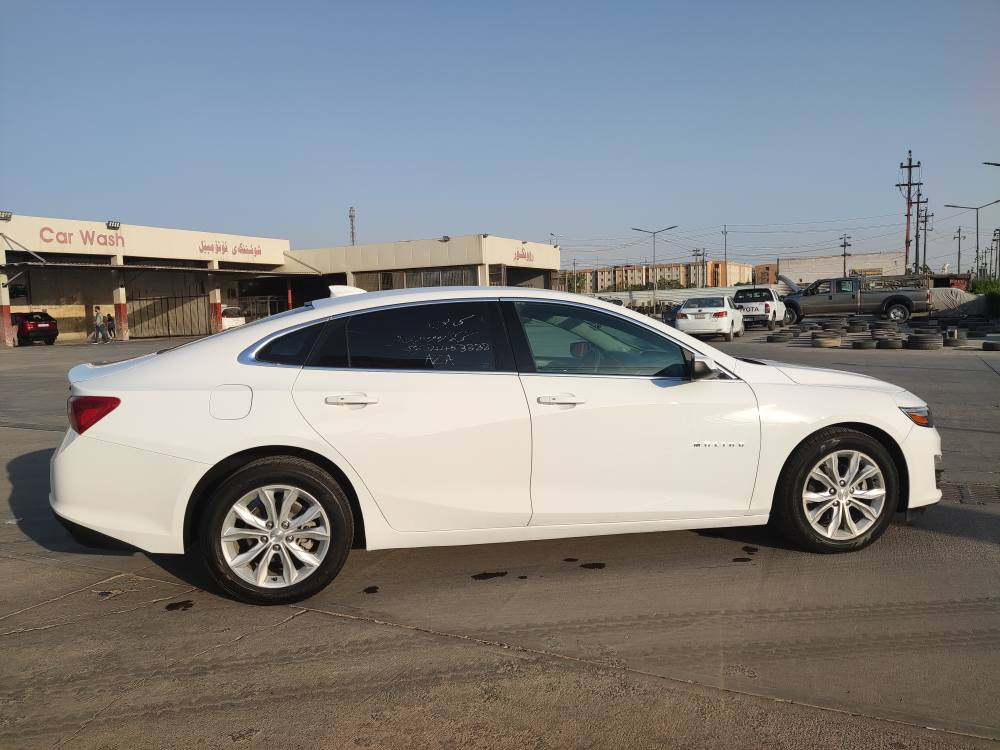 ماليبو 2025 LT

ضررها جاملغ خلفی، ايرباكات تکمة طاكة فقط، لايتات و راديتر كلها بلادي.

كشن کهرباء و تدفئة، شغال، تحديد سرعە و رادار، بریک بصمة ویدات بصمة، تبرید قطعتین.

ماشية 5 الف ميل فقط
السيارة باربيل و تترقم شمالي.

سعر جوة السوك

ماليبو 2025 LT 

یەک چاملغی دواوەی سبوغە.
تەنها ئێرباگی شانی تەقیە.
ڕادێتەر و لایت هەمووی بیلادیە.

کوشن کارەبا و هیتەر، شغال، تحديد سرعە و رادار، خەتی جادەی، شاشە ئایپاد، برێک بەسمە و ٤ دەرگا بەسمە، تبرید دوو پارچە.

تەنها 5 هەزار مایل ڕۆشتووە. 
ڕەقەمی نەشکایە دوو مانگی لەگەڵە.

نرخ خوار بازار أربيل, العراق


**إذا كنت صاحب هذا الإعلان وتريد حذفه لأي سبب، رجاءا أرسل رسالة إلى الدعم الفني**