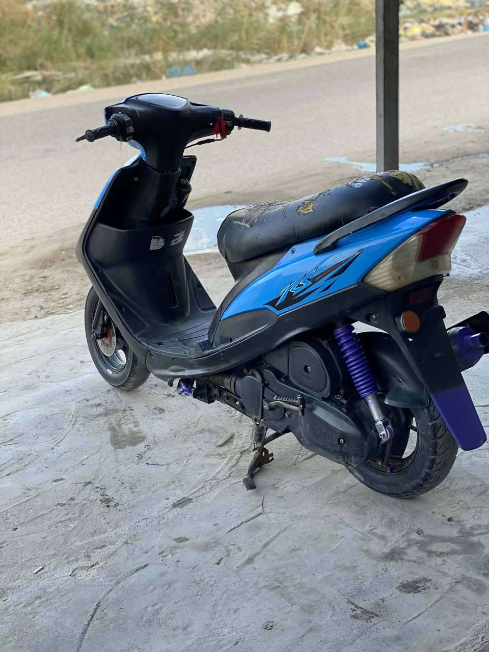 سلام عليكم
دراجه لبيع فول نضافه 

موديل 2003

دراجه مفتوح بس تزويد 

بوشه 55 مكينه ناعمه خير من الله 

صالنصه اف م 

لون مميز ازرك 💙 

سعر خاص *********** الاستفسار
