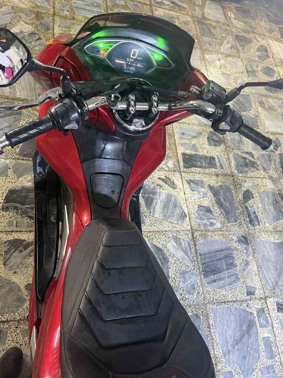 سلام عليكم PCX
أف جي 🇯🇵🇯🇵🇯🇵ياباني الجيل الثالث 
مكفوله كفاله عامه دراجه جديده لوك مال رمبه ماشيه قليل  كله شغاله كهربائيات عالي ناصي دبل إشاره حساس زدحام شغال استان كهرباي مال جناي مكاني بغداد الكرخ الصالحيه ***********
اتصل مكلف بلنشر 
واتساب ***********
