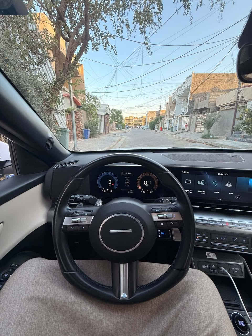 السلام عليكم كونا موديل ٢٠٢٤ فول مواصفات ماشيه ٢٧ رقم بغداد الاتصال ***********
