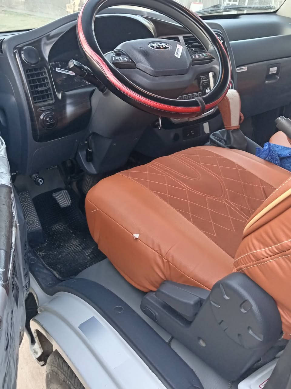 سلام عليكم سياره كيه حمل موديل ٢٠٢٠ سياره مومسكر مفتوح ٢٧٠٠ سياره مكفوله محرك لا تنقيص بس خيط بخار سياره بسمي رغم بابلسعر 127 وبيها مجال *********** واتساب ايضن موجود
