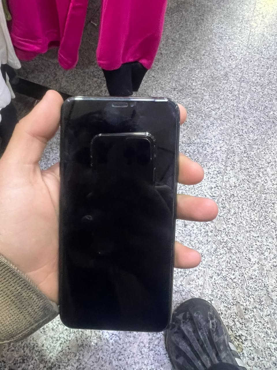 آيفون اكس ماكس 256
ذاكره 256 

بطاريه 100 مبدله اصليه من ابل شرط بدون 

صرف الجهاز لوك فقط فيس إيدي واكف شاشه حيل حلوه وبدون أي عيب شرط كامرات دمعه سماعات حيل عاليات سيم كارت شغال حيل حلو الجهاز

سعره 160 ألف وبيها مجال بشراي 

عنواني كركوك طريق بغداد 

***********
