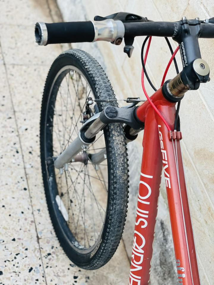 دراجة ماركة Louis Garneau

كندي 🇨🇦 

مكينة شيمانو التوس 8/3

ويل زوم دبل 

كمبليون

تايرات ديستون

دبل rst

ستيرن 90

دراجة نضيفة وماناقصها شعرايه 

تاخذها تتونس بيها وتنساها كلشي ميحتاجلها 

مقعد لويس اصلي

السعر.  الف 225 💵 

التواصل عبر الرقم ***********

متوفر واتساب
