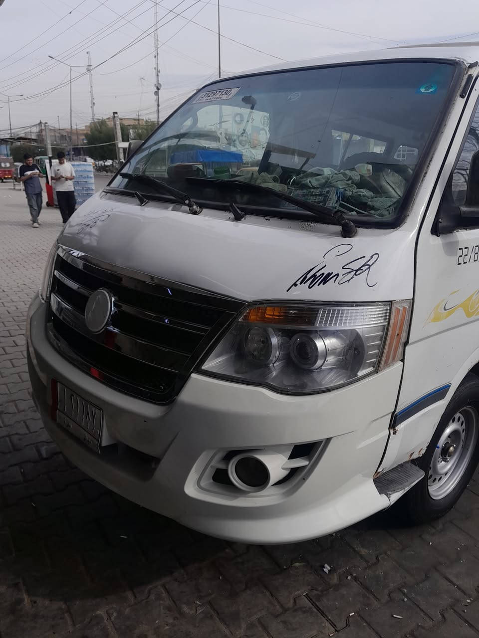 سلام عليكم فتون 2011 مكينه وكير وكسل مكفولات وشرط ترايك البصره سيار بس صدره نص عمر بيه تلاحضات بسيطه  مكان السياره الحسينيه مال راشديه مصفره بسمي السياره احله من الصور سعر ٥٥ بيه مجال تشلع عيوني ***********
