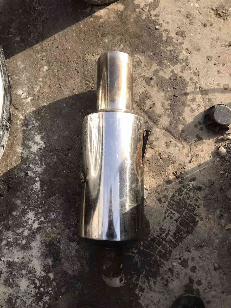 السلام عليكم
صالنصة رياضي للبيع 
السعر 25 الف قفل
مكاني السيخ عمر او الغزالية
***********
