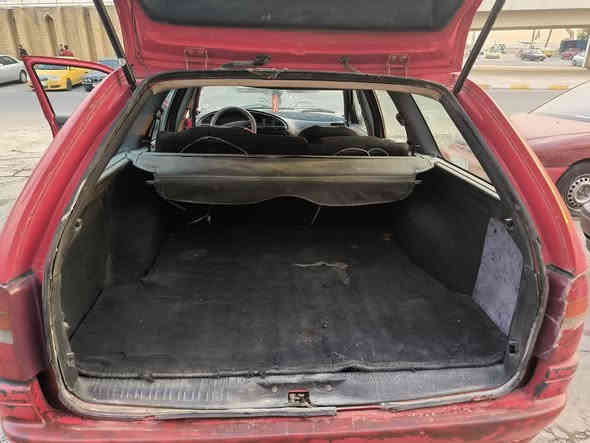 سلام عليكم فورت ستيشن موديل 1992 سياره بلاديه كير و محرك نضاف سياره جاهزه مال جناي كير و تماتيك محرك الفين مفتوح السعر 25 و بيها مجال *********** هاذا رقم راعيها اني مكلف بل نشر
