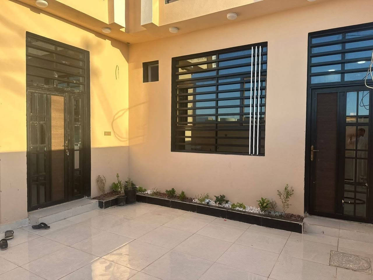 يالله بيت البيع المساحه 200متر على ساحه مجمع بيتي الثاني سند حر بسم راعيه طابق واحد شارع 12
تصال وتساب السعر خاص *********** رقم تواصل ***********
