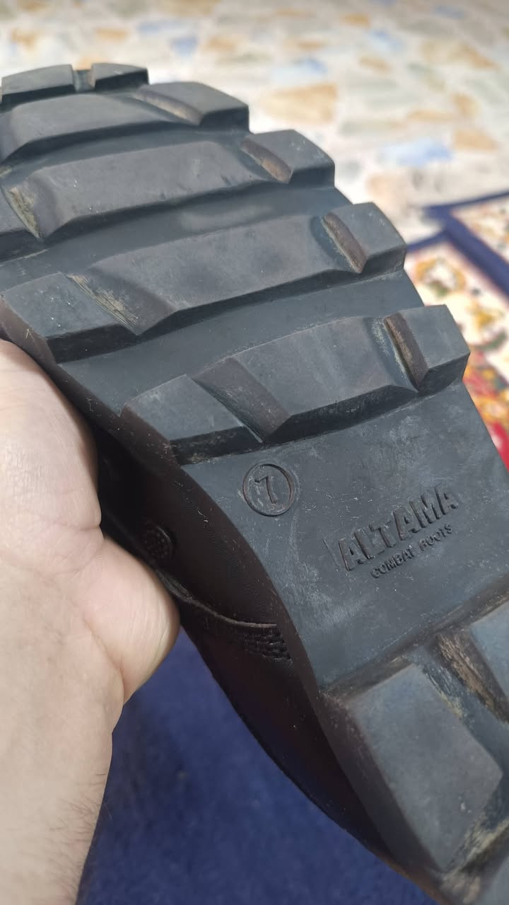 السلام عليكم ورحمة الله وبركاته
بسطال أأمريكي ألتاما جديد كلش قياس 7  يعني قياس (40) مستعمل اقل 10 ايام أمانة الله و نظافتة 97% و عندي توصيل داخل الأمين السعر 30 وبي مجال 25 قفل أمانة الله جديد كلش
***********
