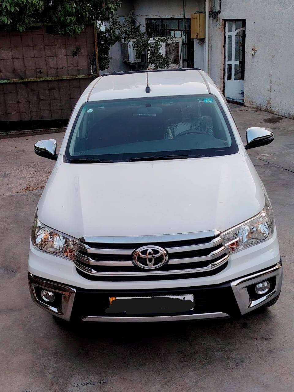 البيع بيكم تيوتا هايلوكس ناصي ساز
موديل2025رقم بغداد 
السيارة مكفوله  كفاله عامه بوضع الشركه 
فول مواصفات
 مكان السياره بغداد 
 لاستفسار /***********
