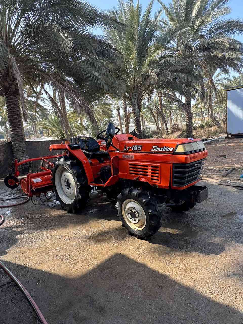 كابوته ياباني L1-19.5
دخول جديد 
محرك ٣سلندر 
دبل اكسل
 مع رفاس
 ممشتغله ولا متر داخل العراق مكفوله من كلشي على وضع الشركه شرط الفحص 
العنوان بابل
السعر(49ورقه)
للاستفسار اكثر 
***********
