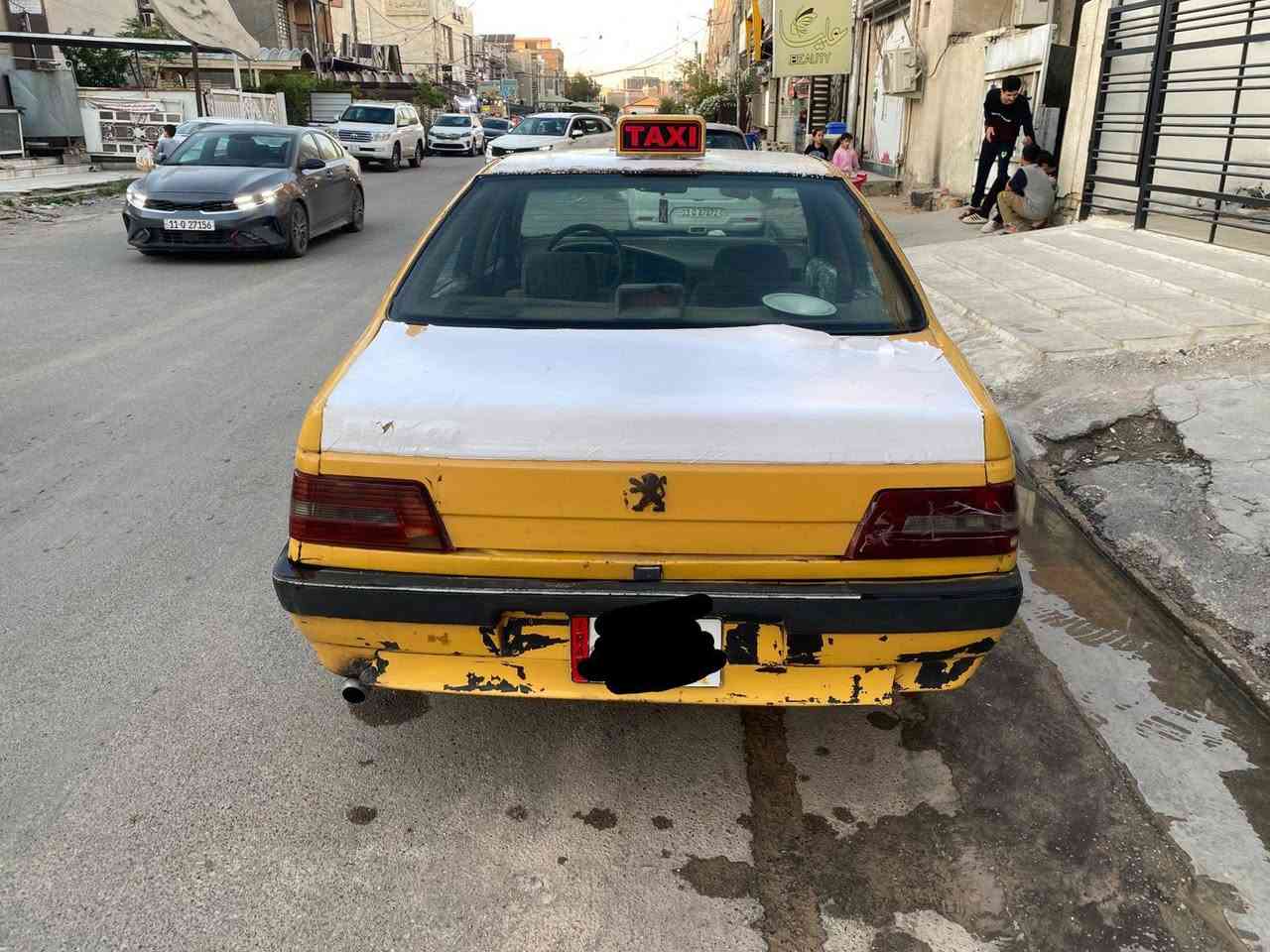 سلام عليكم بيجو 405  بدون راعي اتكفل سرقه عشائر كير محرك انظاف مابيه اي تبخير
سنويه بعده ما ساقطه كشره شوفت عينك شويه يرادله ترتيب تبريد شغال كهرباء شغاله صدره جديد 
غرفته حلوه السعر 14 بيه مجال مكاني بغداد 
الاسكان ‏‪***********‬‏
