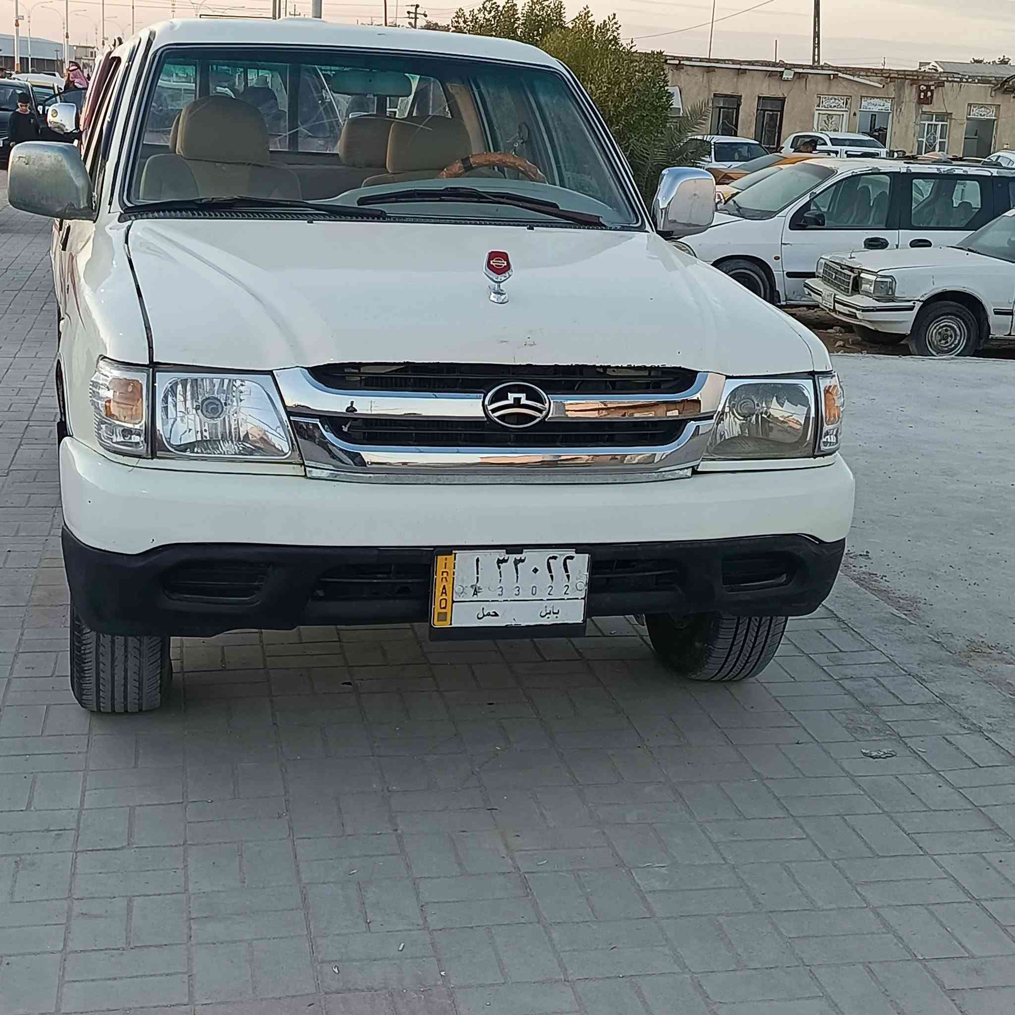 السلام عليكم سياره دير 2006 رقم بابل  سنويه ل 27 مكفوله من الضربه محرك كير حداديه شاصي كفالة عامه السعر ب40 وبيها مجال العنوان السماوه الرقم الهاتف ***********
